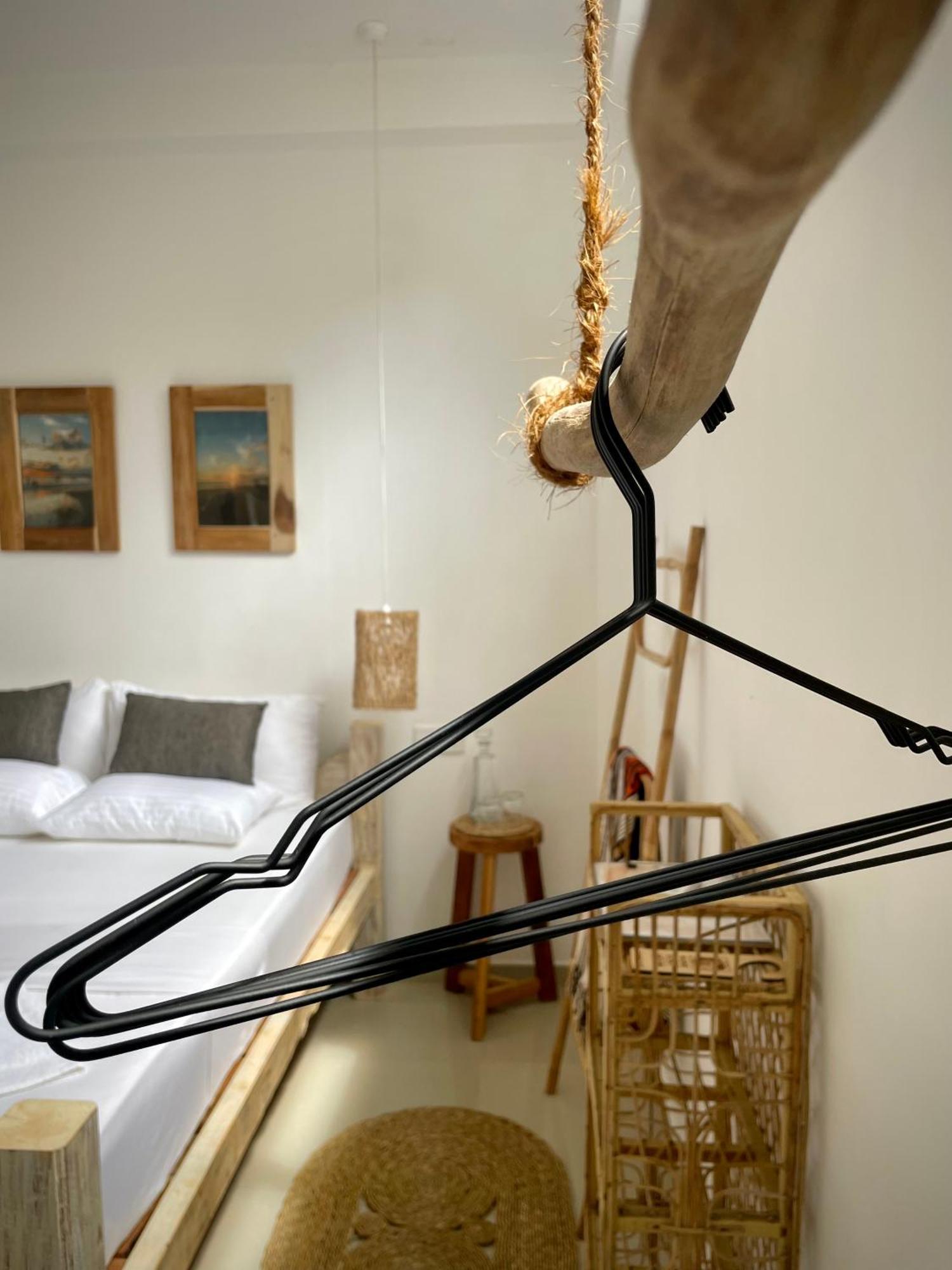 ホテル The Yard Hiriketiya ディックウェラ 部屋 写真